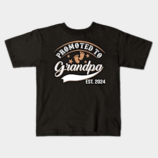 Promoted To Grandpa Est 2024 Fathers Day New Grandpa Kids T-Shirt